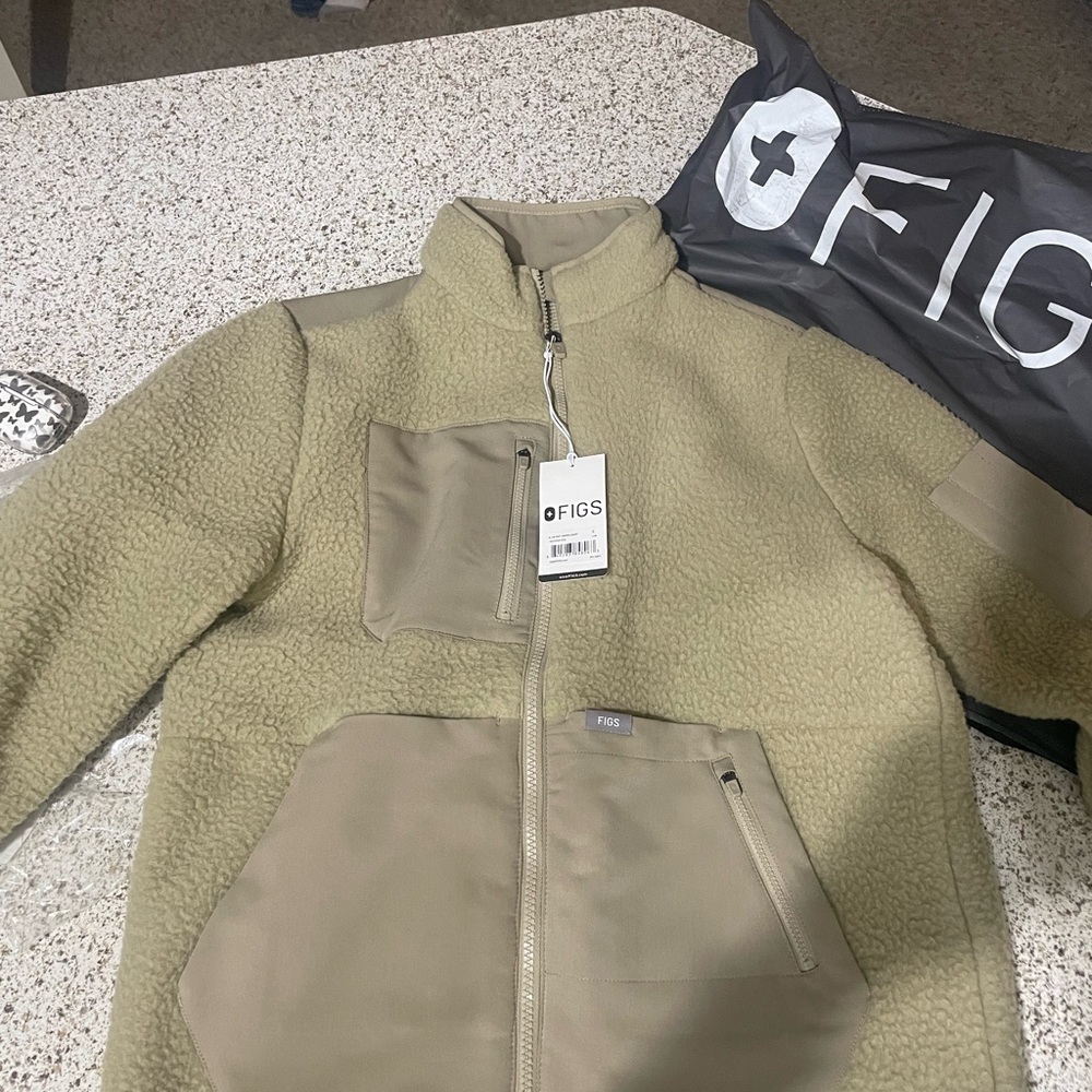 Figs Latte On-Shift- Sherpa Jacket